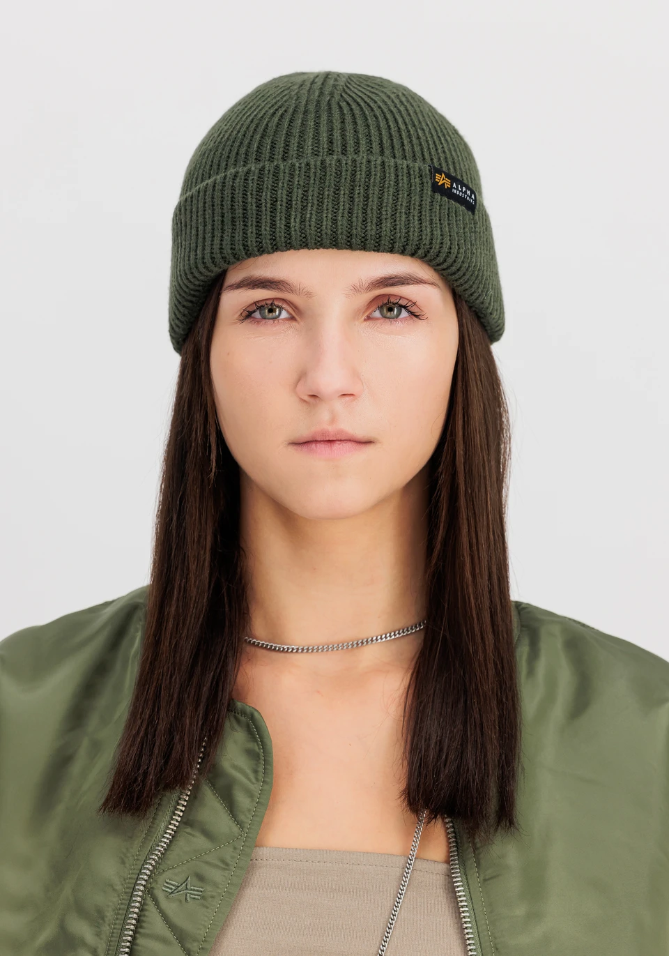 Alpha Industries 138905, olivová, produktová fotografia 1