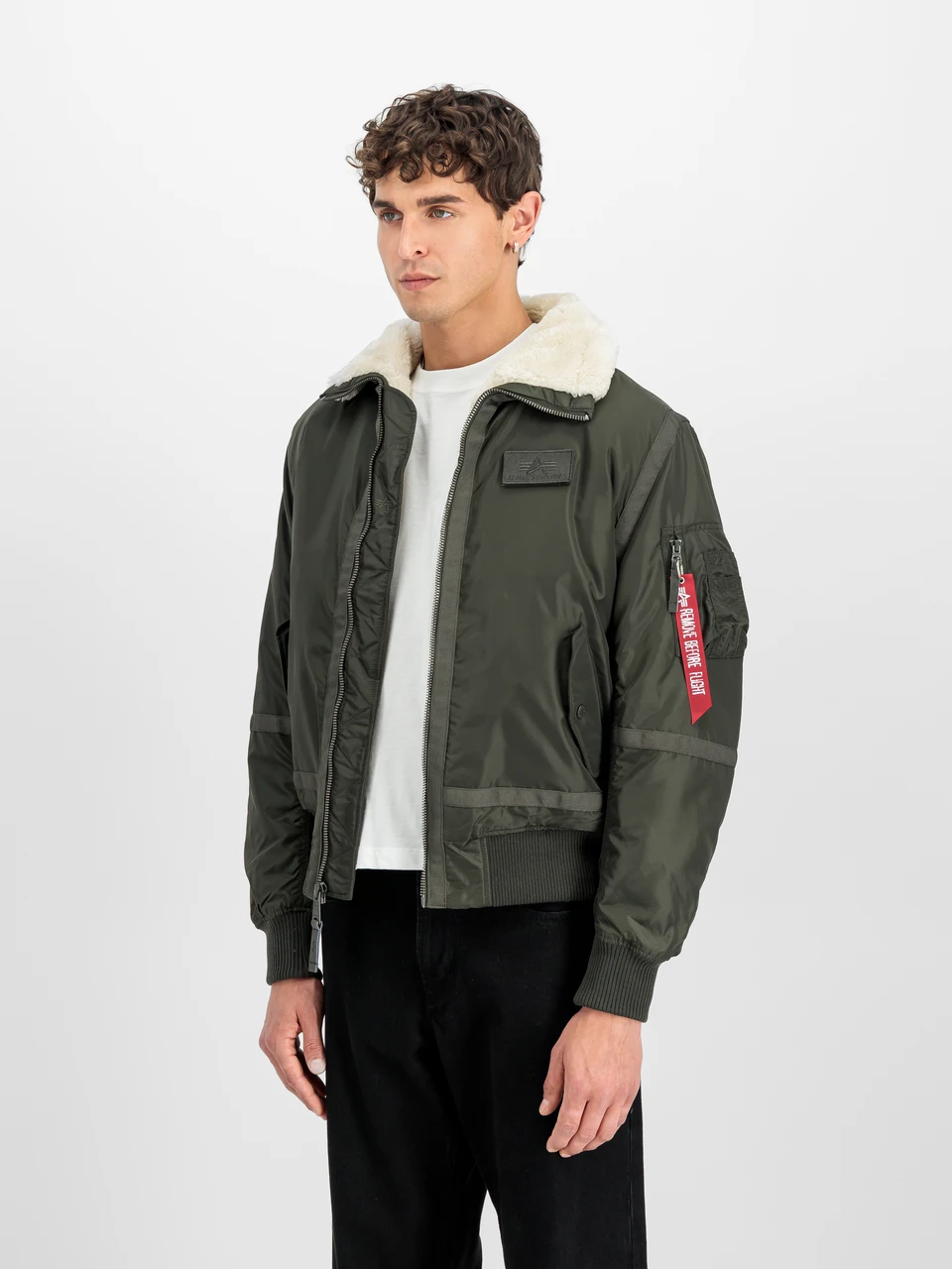 Alpha Industries bomber, produktová fotografia