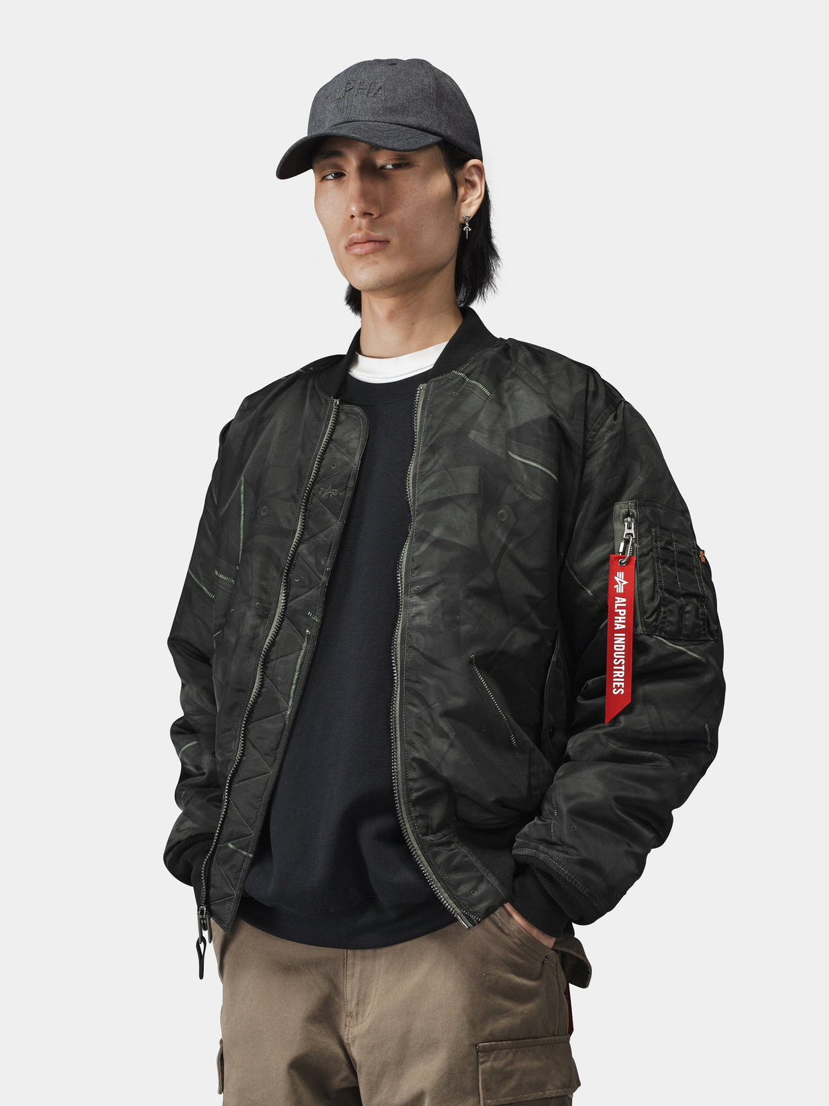 Letecká bunda Alpha Industries MA-1 s potlačou na chrbte